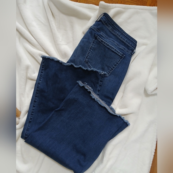 NYDJ Jeans Women's jeans Teresa Wideleg Blue Riverwalk wash Raw hem size 12 - Picture 16 of 16